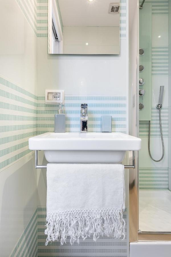 B&B Majestade Cagliari Bagian luar foto