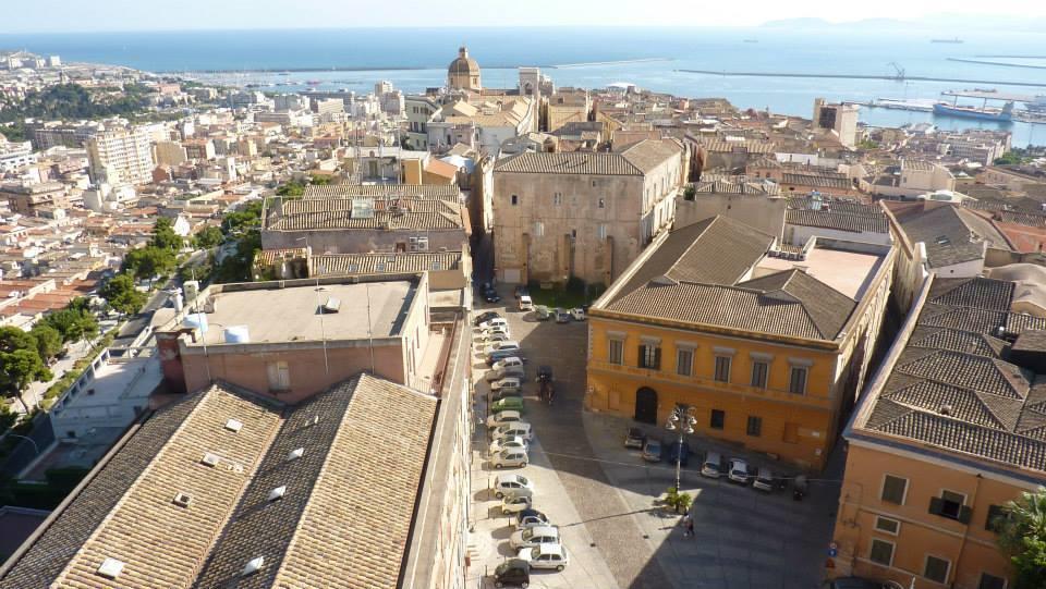 B&B Majestade Cagliari Bagian luar foto